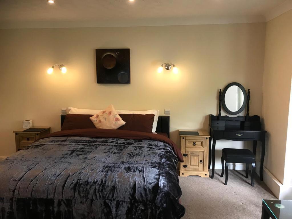 Tom Beag - Ben Nevis View Rooms Fort William Exterior foto