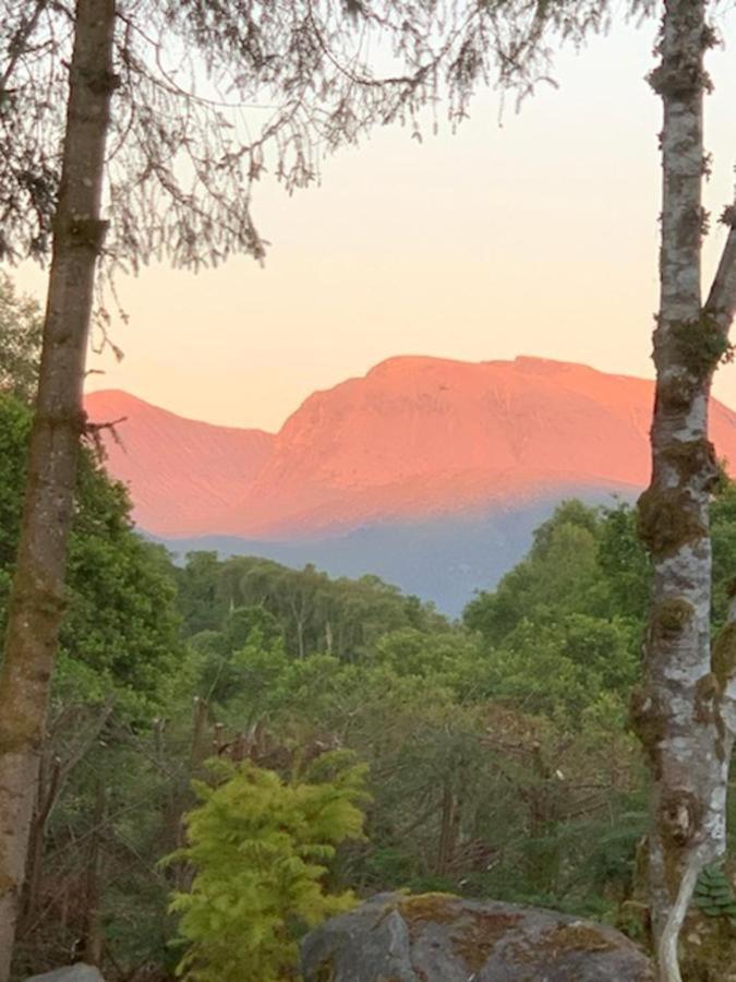 Tom Beag - Ben Nevis View Rooms Fort William Exterior foto